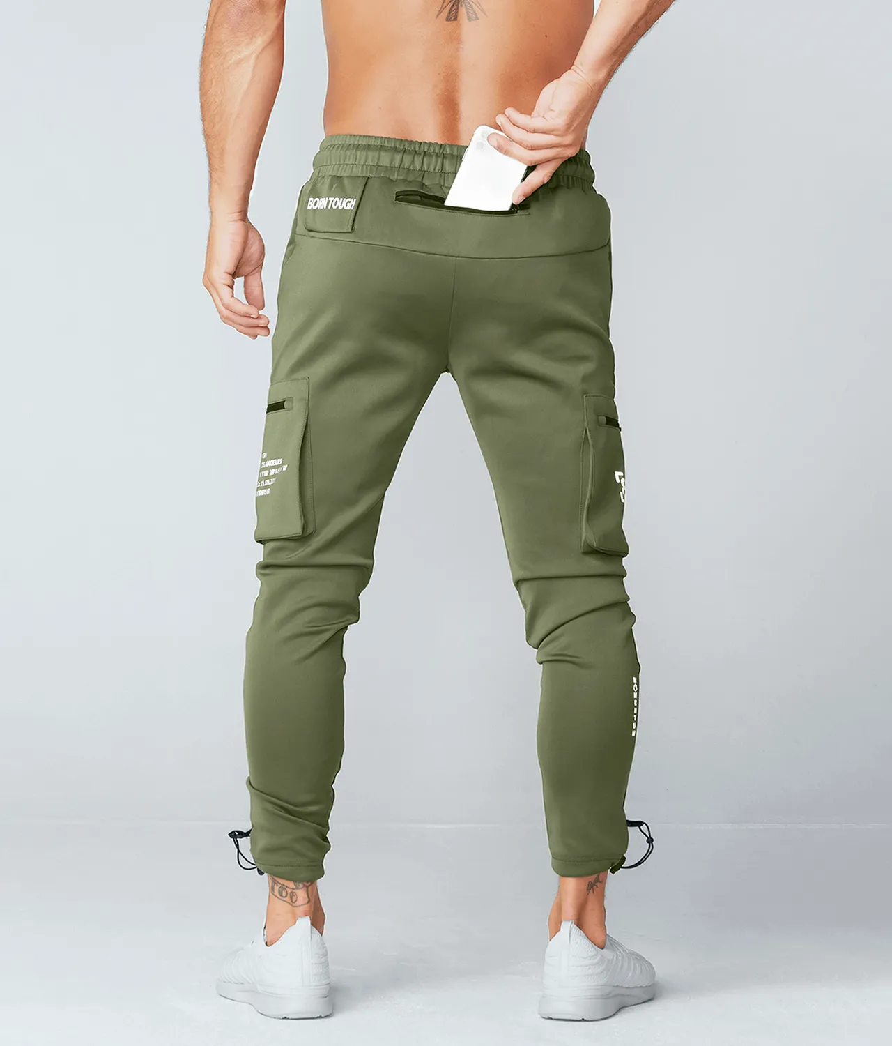 8700 . Momentum Regular-Fit Jogger - Military Green